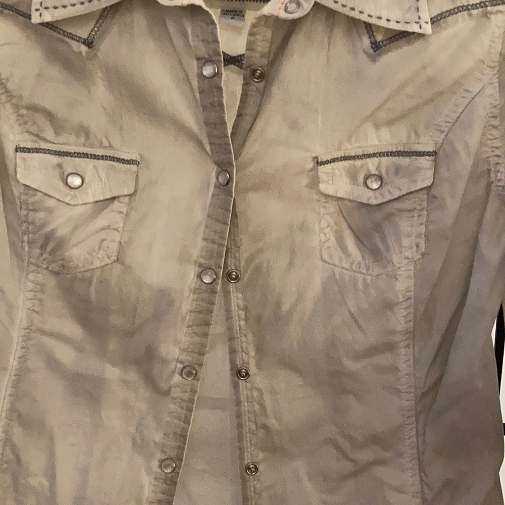 Guess button down top - Picture 5 of 6